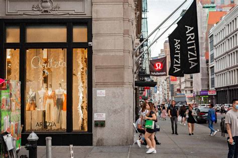 boutiques in soho new york.